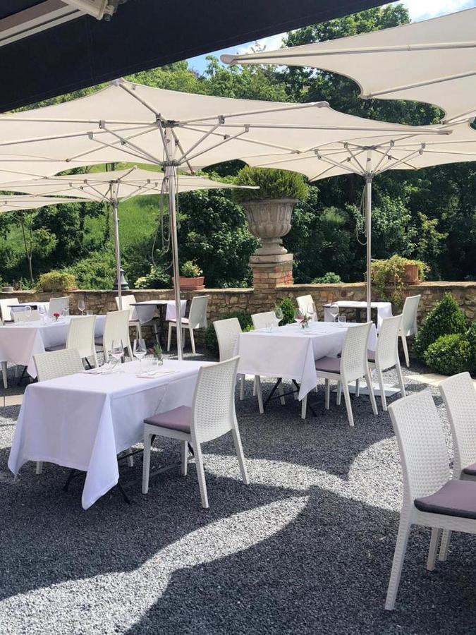 La Ribezza Boutique Hotel Monforte dʼAlba Esterno foto