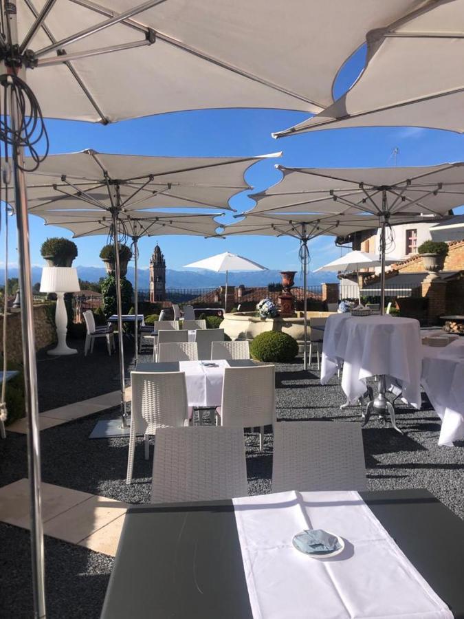 La Ribezza Boutique Hotel Monforte dʼAlba Esterno foto