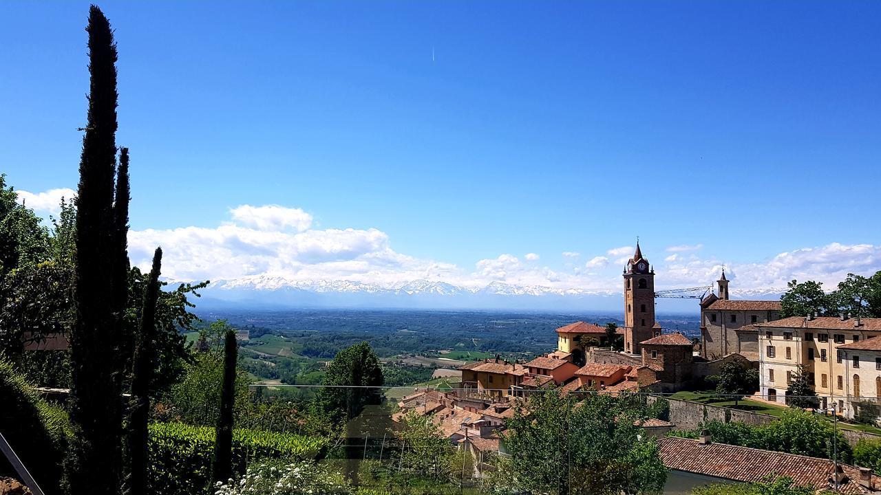 La Ribezza Boutique Hotel Monforte dʼAlba Esterno foto