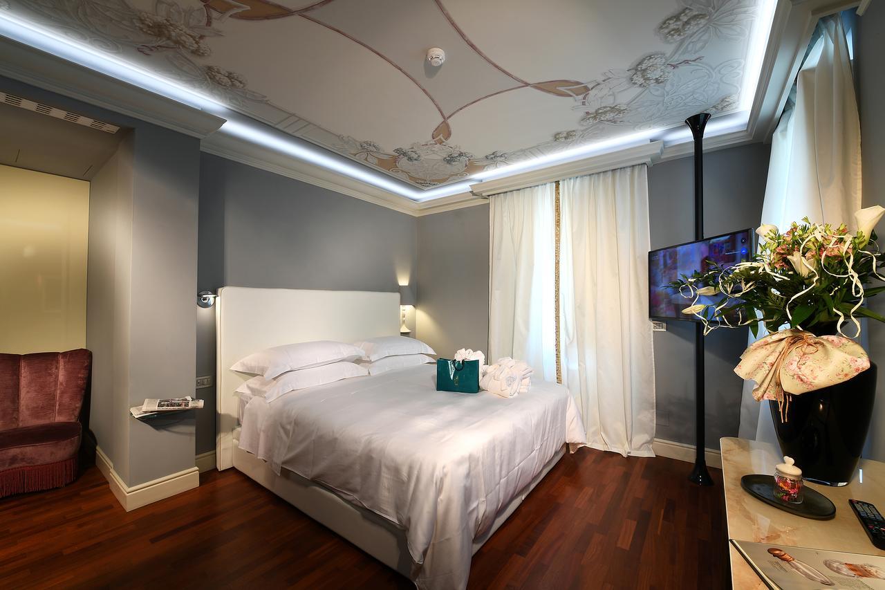 La Ribezza Boutique Hotel Monforte dʼAlba Esterno foto