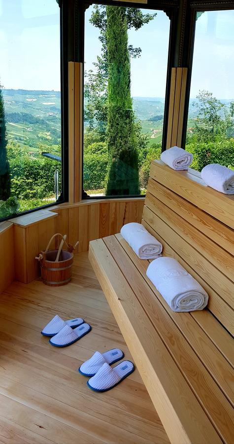 La Ribezza Boutique Hotel Monforte dʼAlba Esterno foto