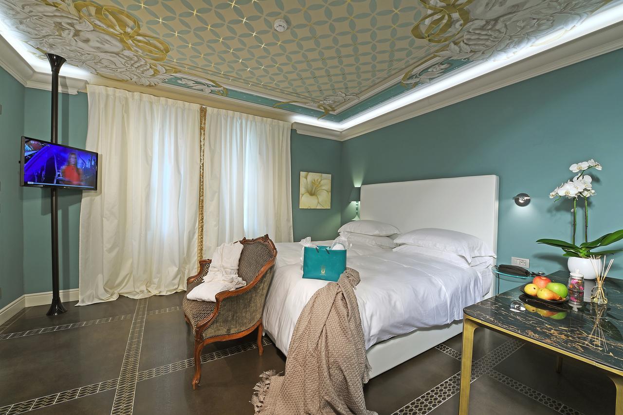 La Ribezza Boutique Hotel Monforte dʼAlba Esterno foto