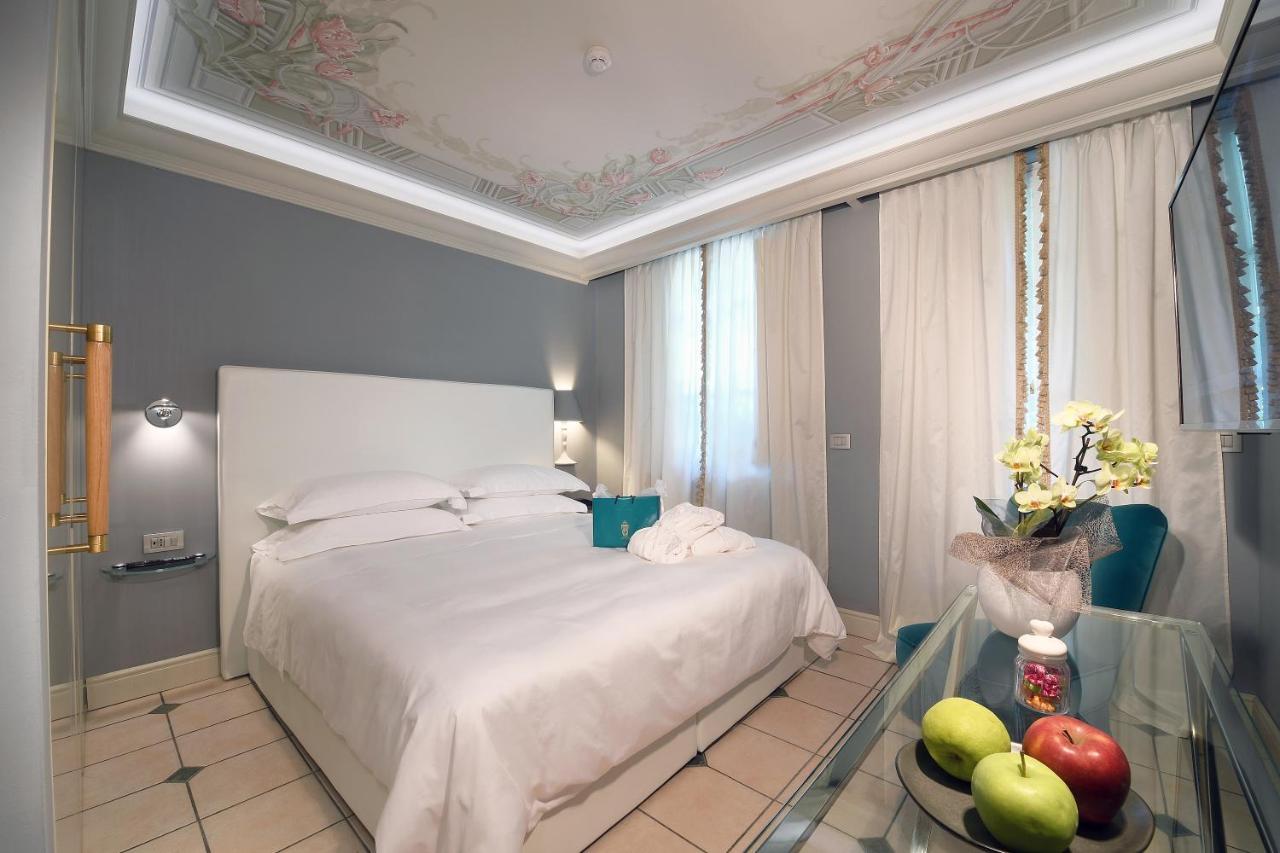 La Ribezza Boutique Hotel Monforte dʼAlba Esterno foto